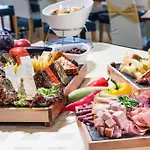 Sol By Melia Luna Bay Resort Feriested Obzor