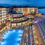 Feriested Sol By Melia Luna Bay Resort