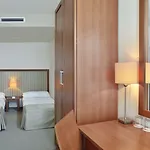 Sol By Melia Luna Bay Resort 4*